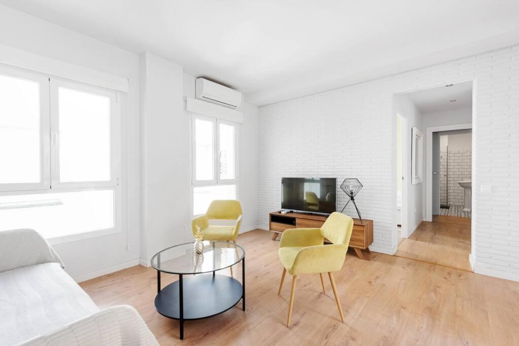 Grand T4 Andalou En Plein Centre De Ideal Familles Apartment